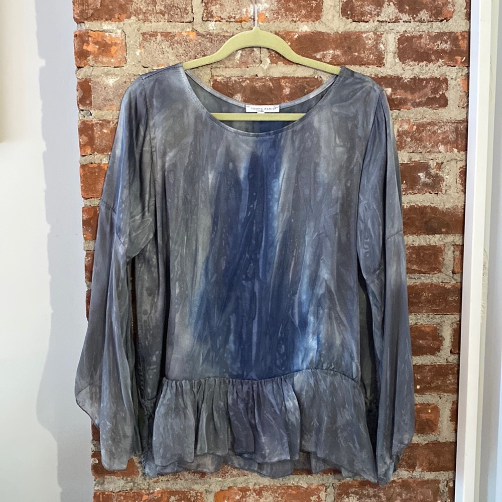 SILK Blouse. TEMPO Paris. Bluish Grayish Soft Flowy